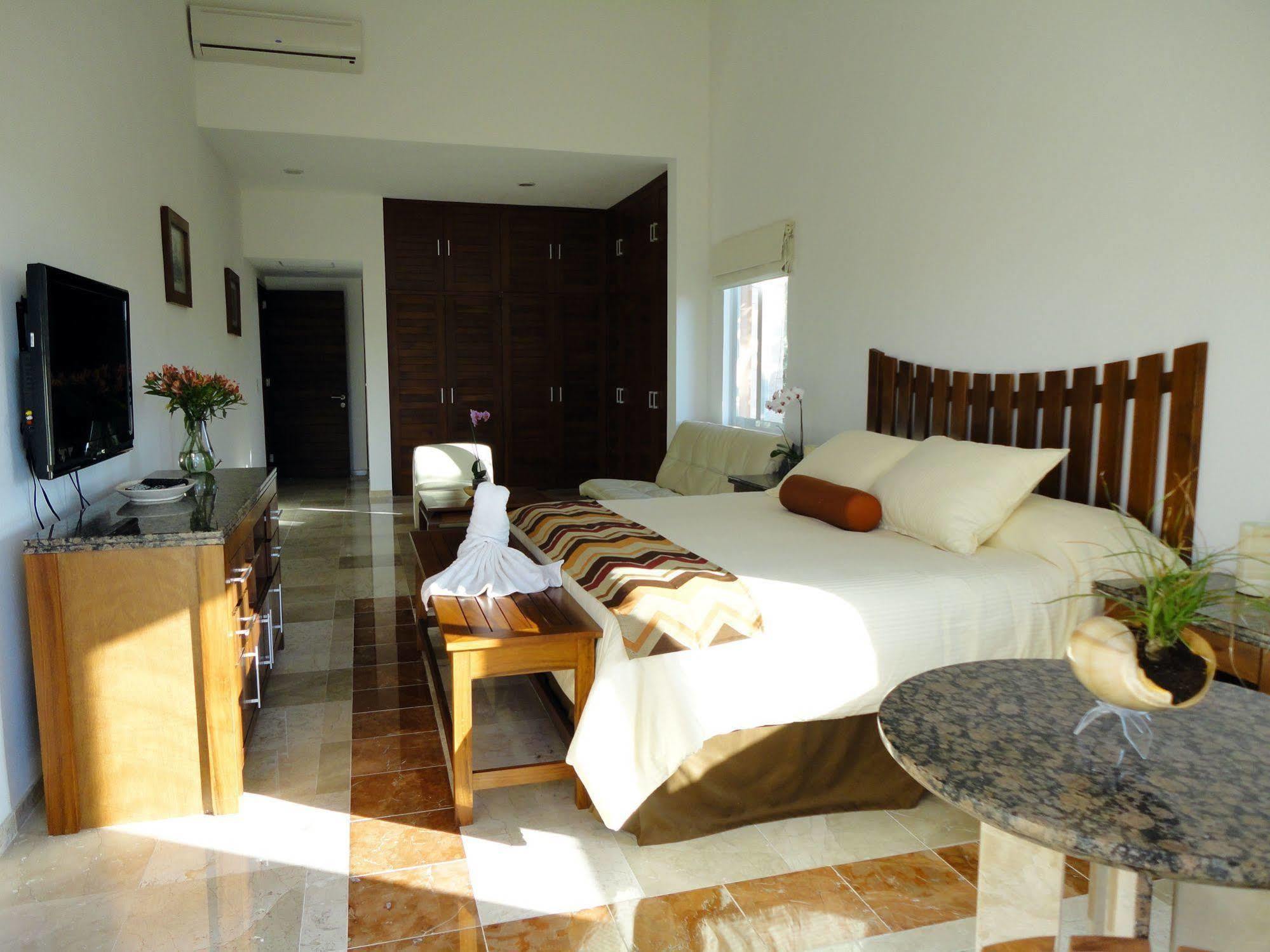 Casa Jaguar Hotell Puerto Aventuras Exteriör bild
